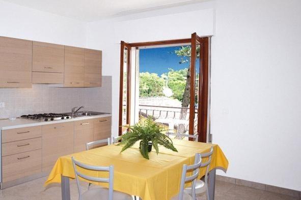 Ba- Tintoretto Apartments - Lignano Sabbiadoro Luaran gambar